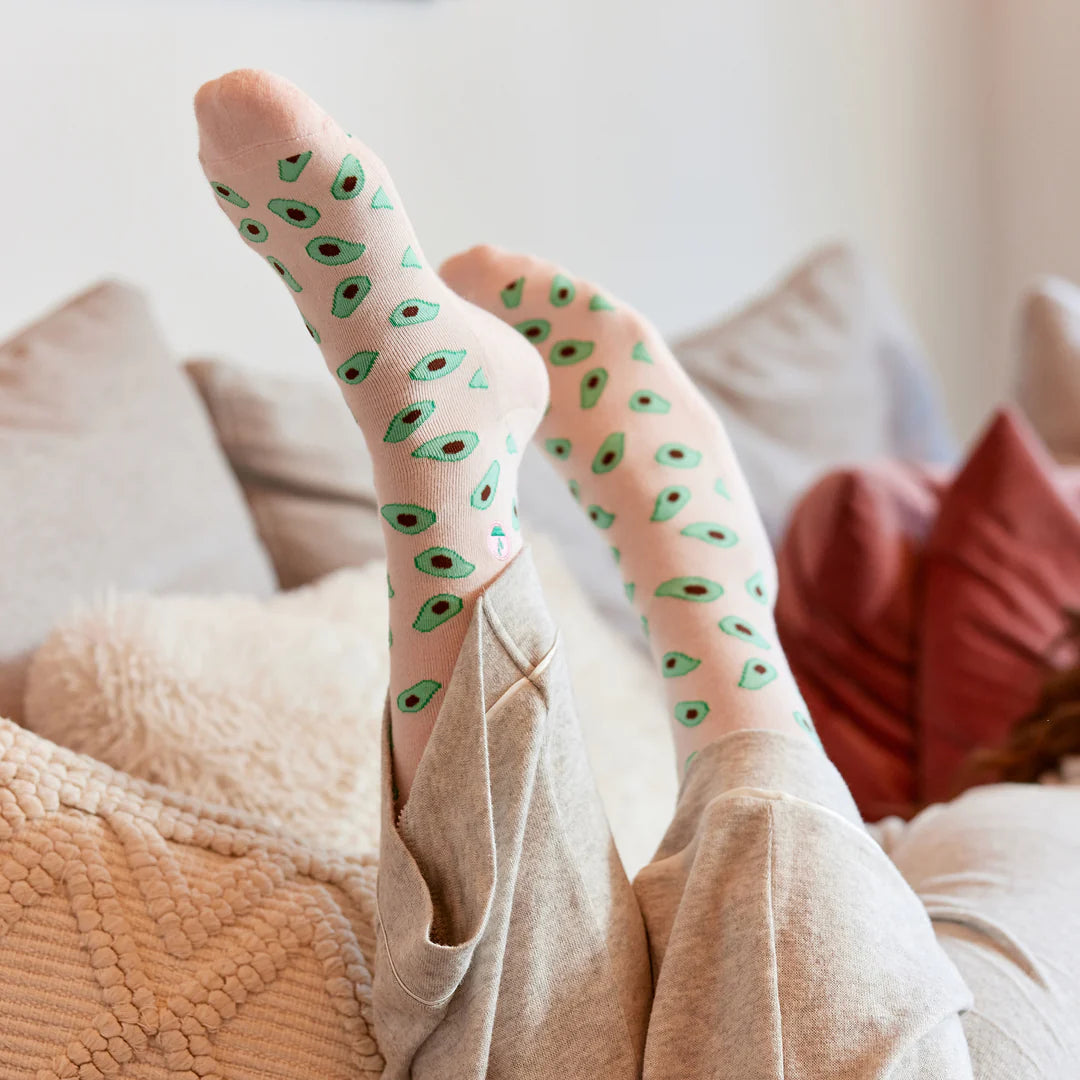 Conscious Step | Socks that Provide Meals (Avocado)